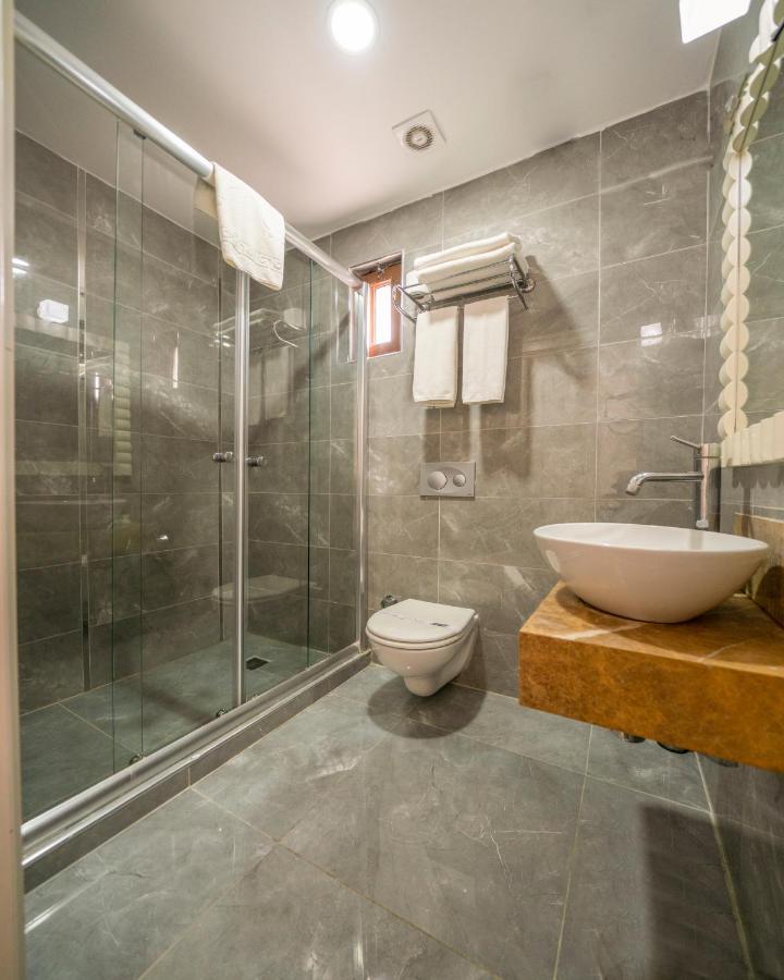 Center Taksim 4*