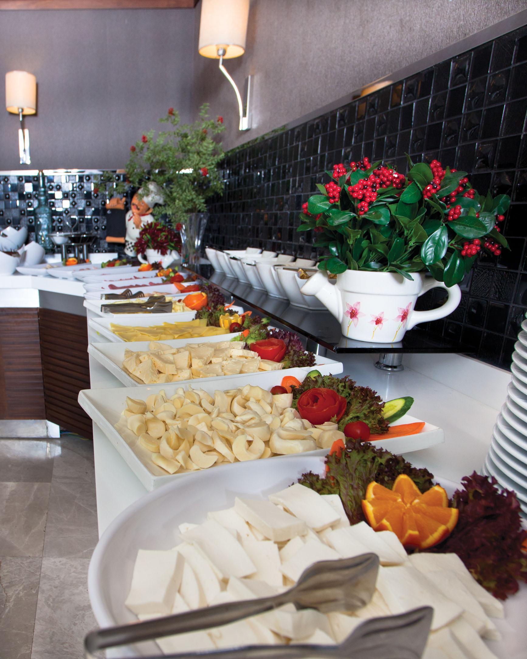 City Center Taksim 4*